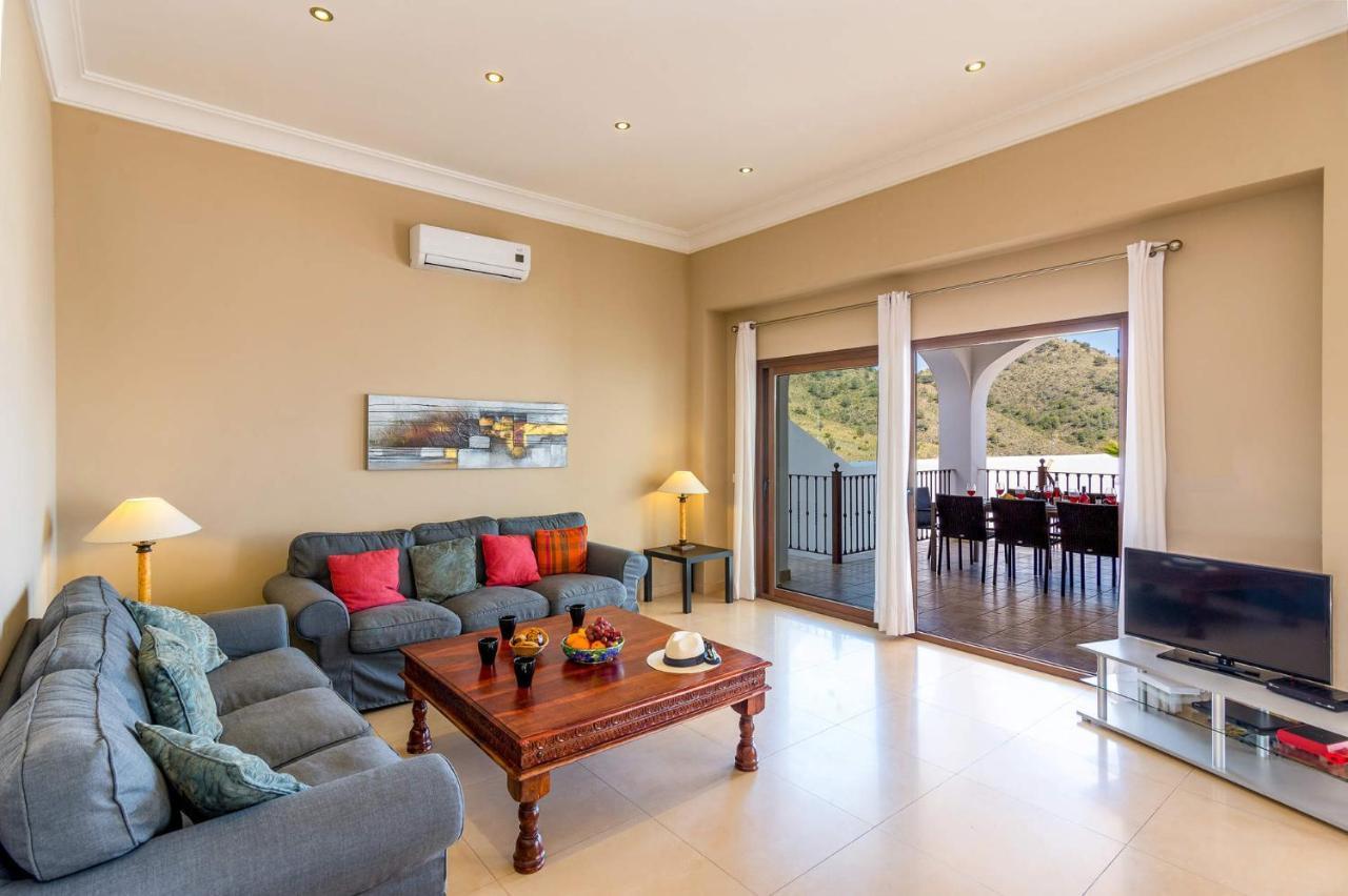 Nerja Paradise Rentals - Villa Cataleya 弗里希利亚纳 外观 照片